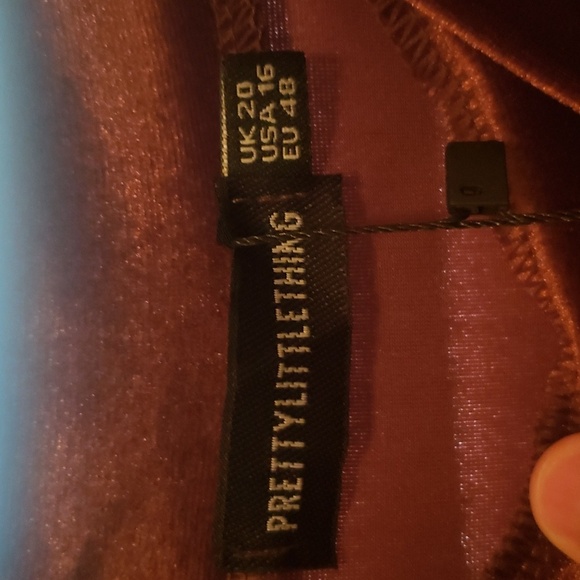 NWT Pretty Little thing Chocolate Velvet Long Sleeve mini dress plus size - Picture 9 of 11